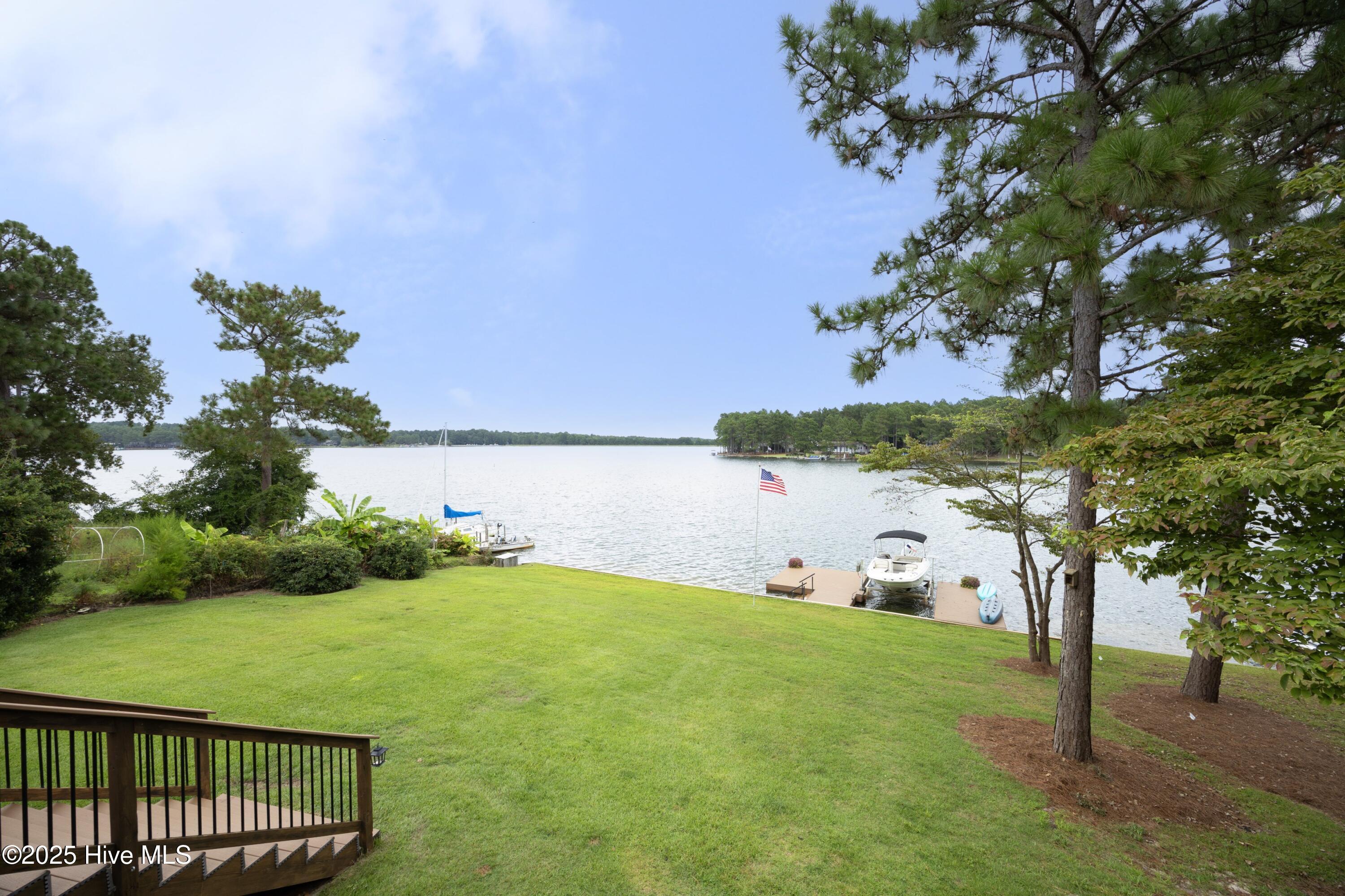 122 Lakeview Point