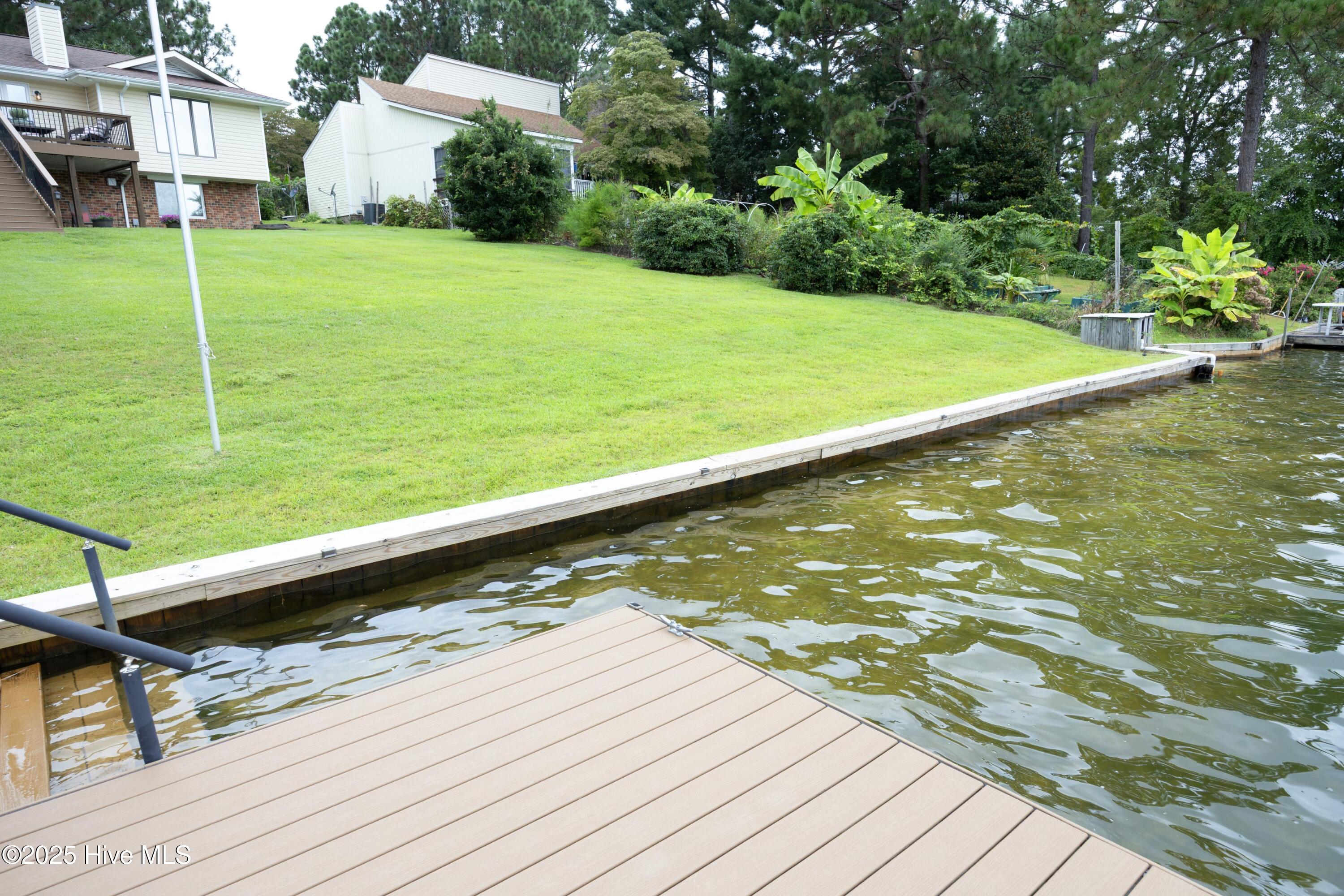 122 Lakeview Point