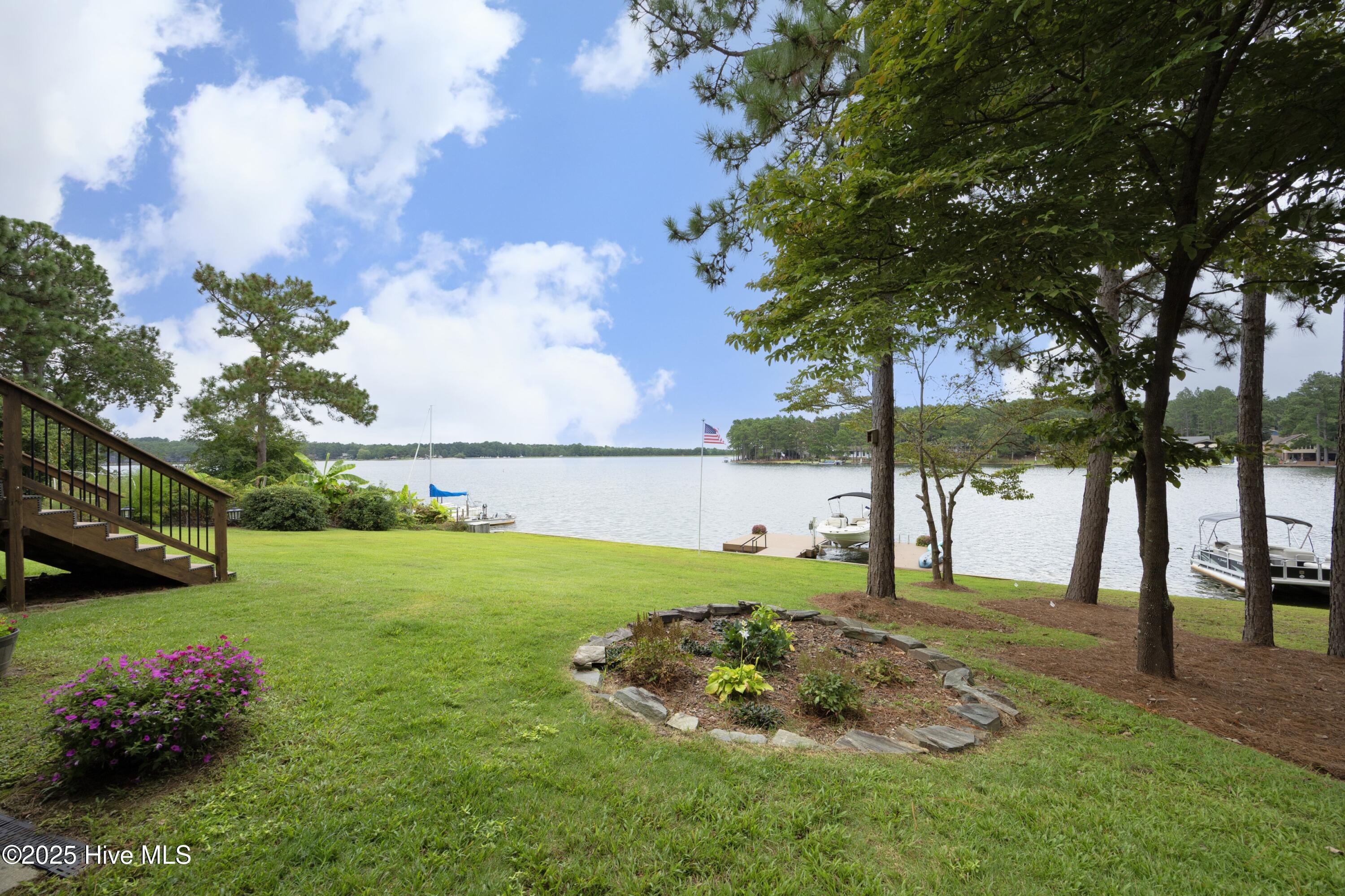 122 Lakeview Point