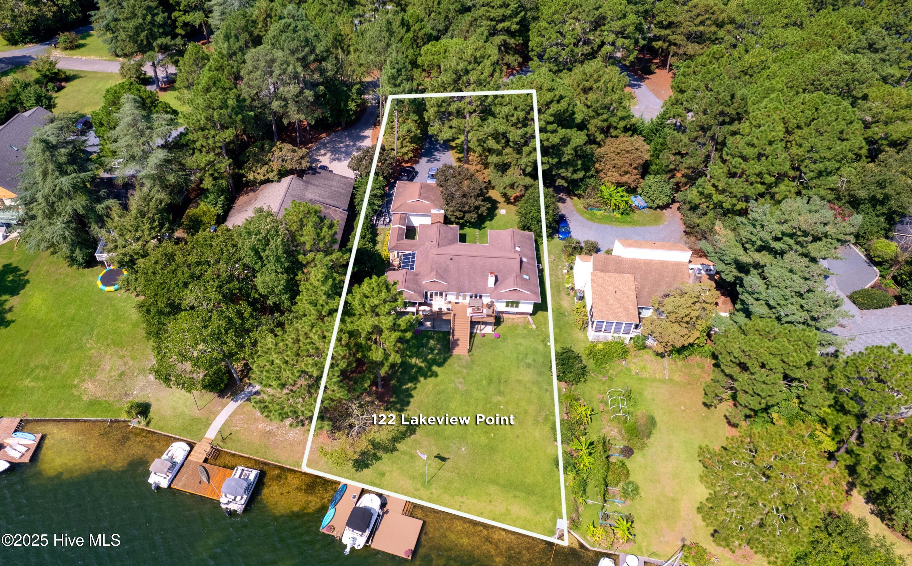 122 Lakeview Point