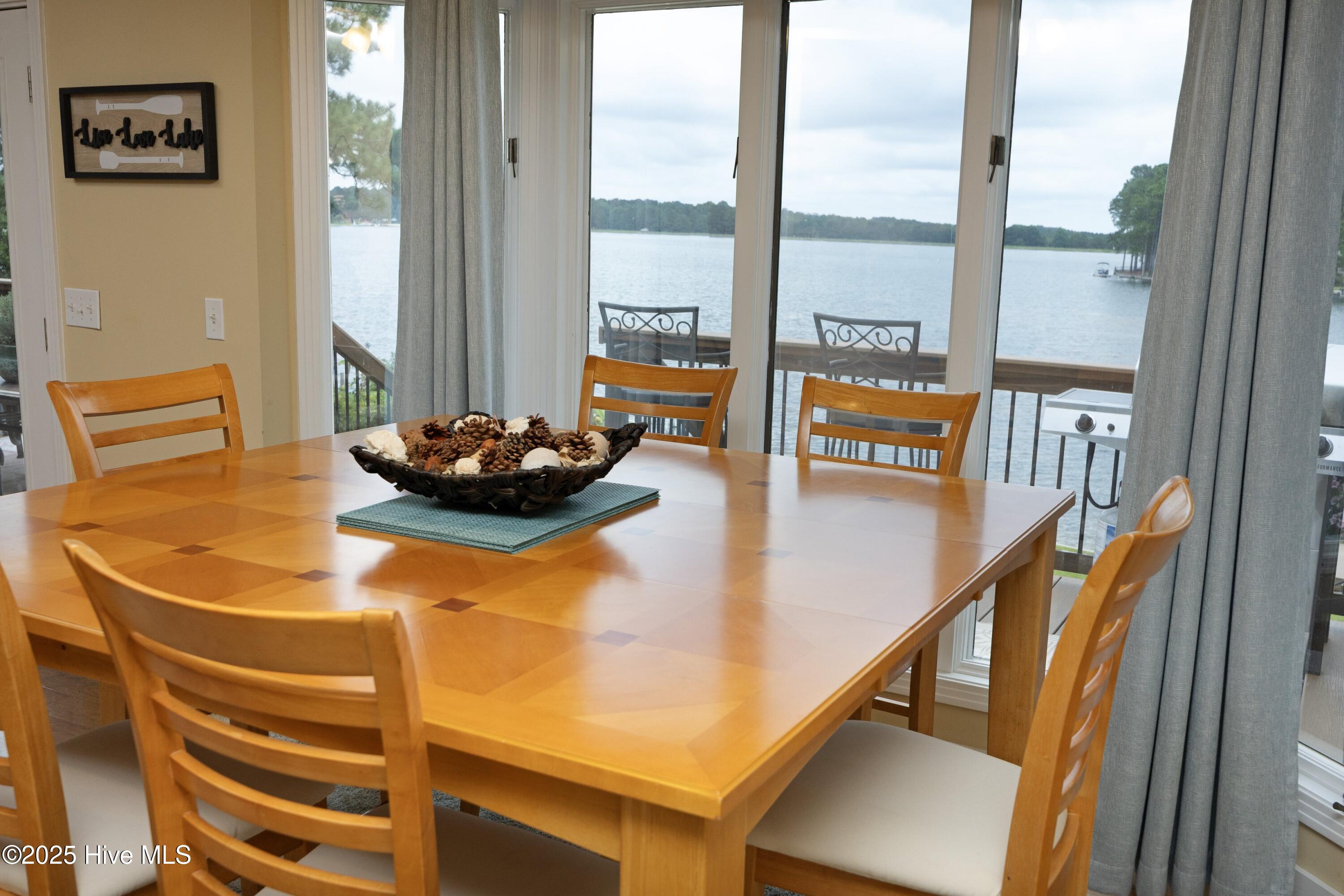 122 Lakeview Point