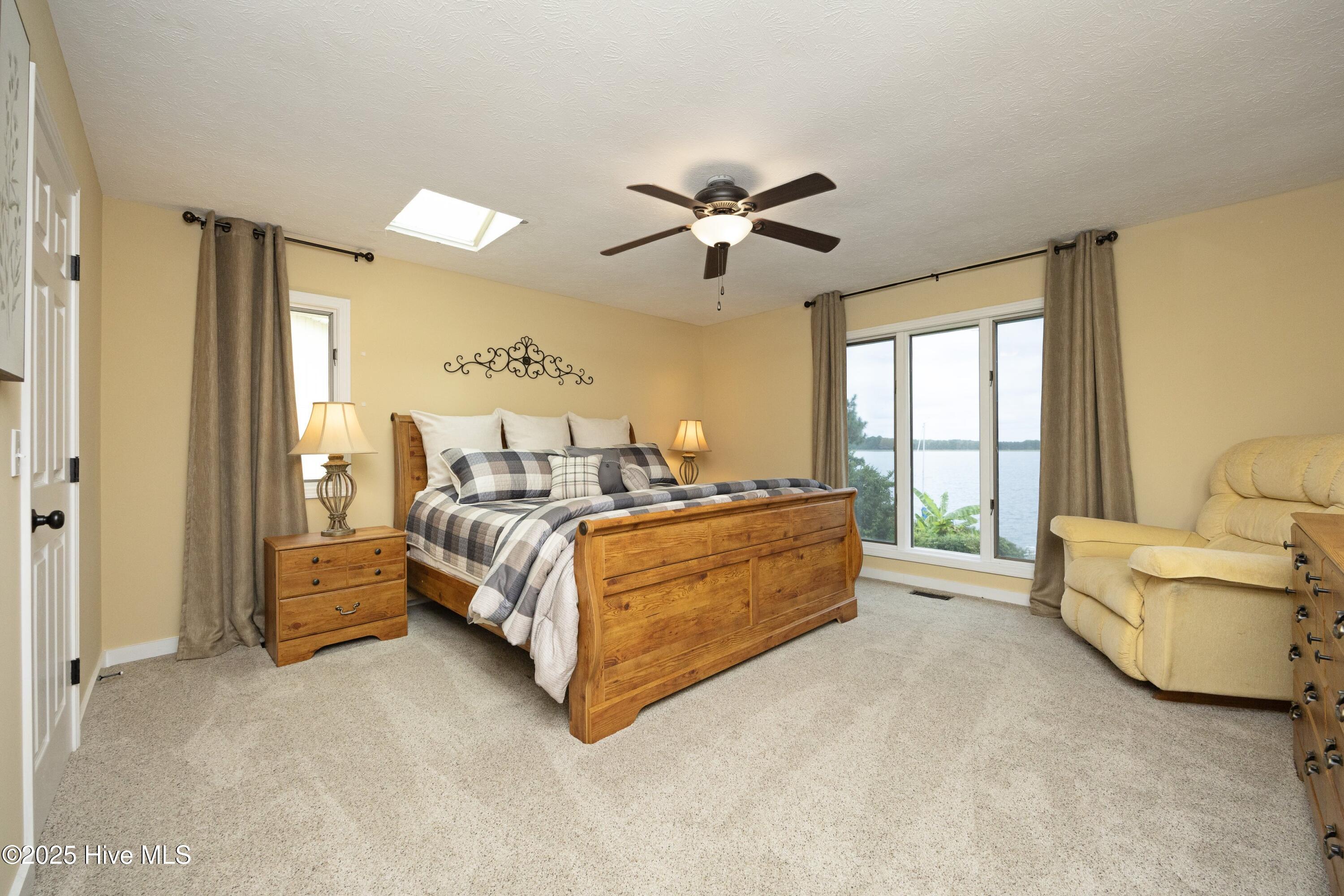 122 Lakeview Point