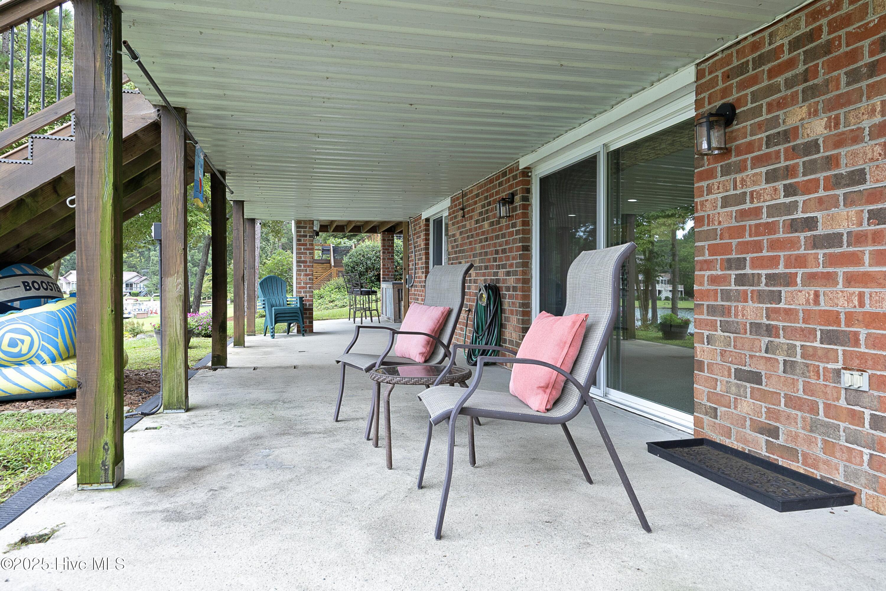 122 Lakeview Point