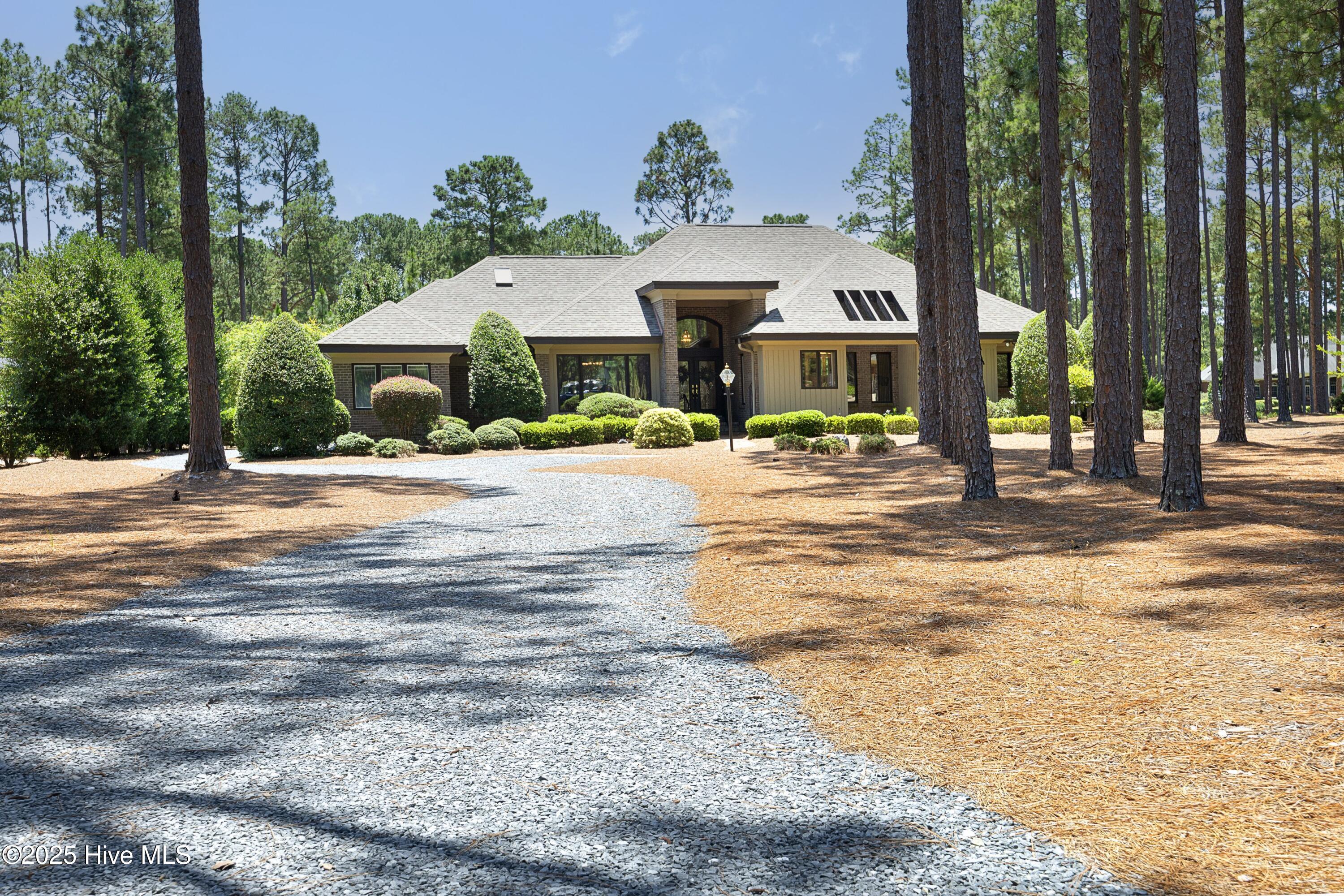 20 Strathaven Drive