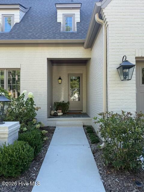 207 Crescent Court