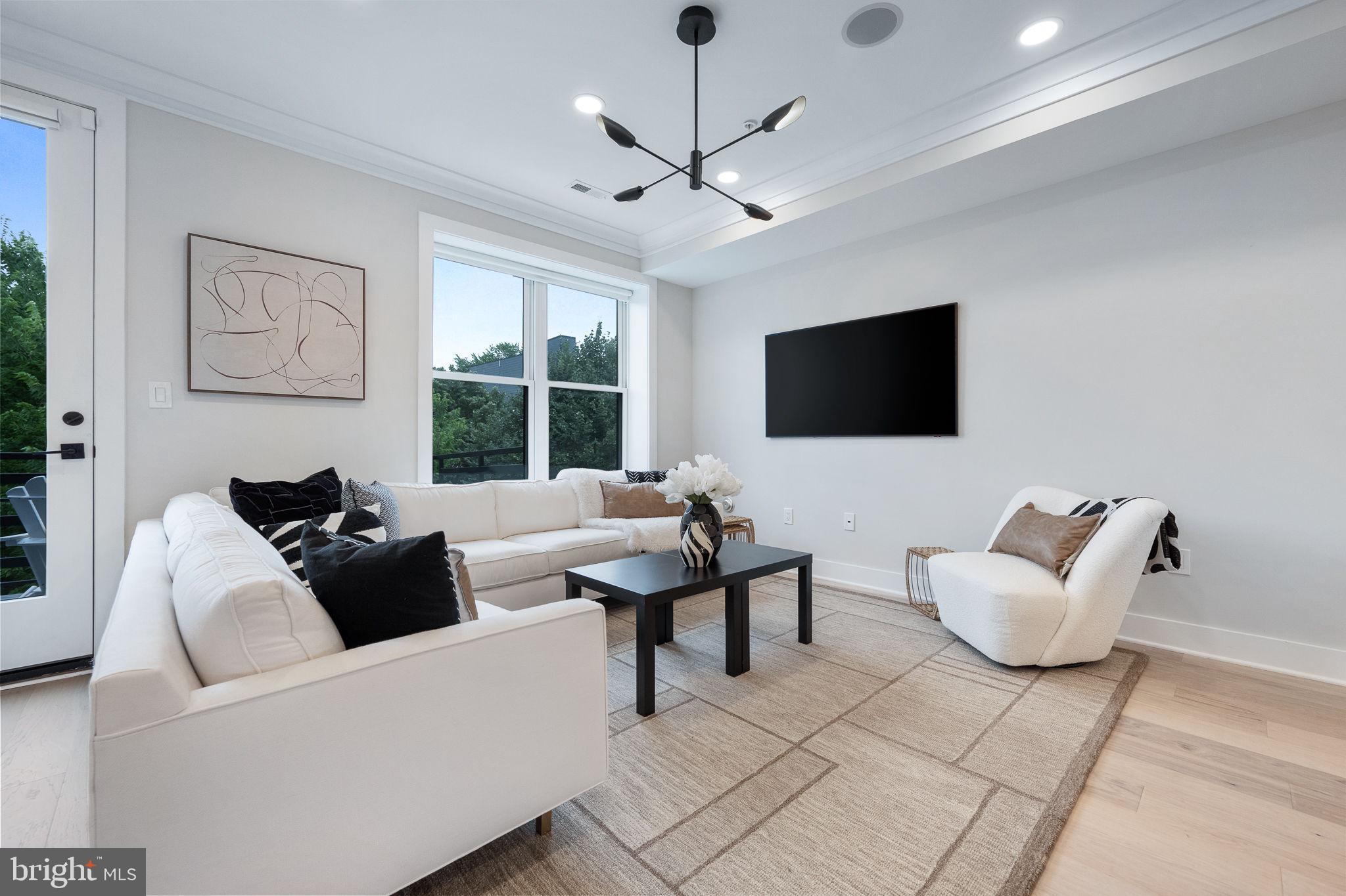 1117 MORSE STREET NE 3