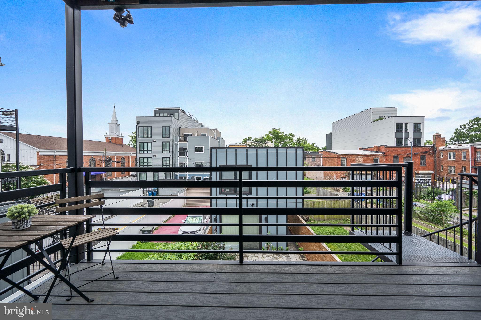 1117 MORSE STREET NE 3