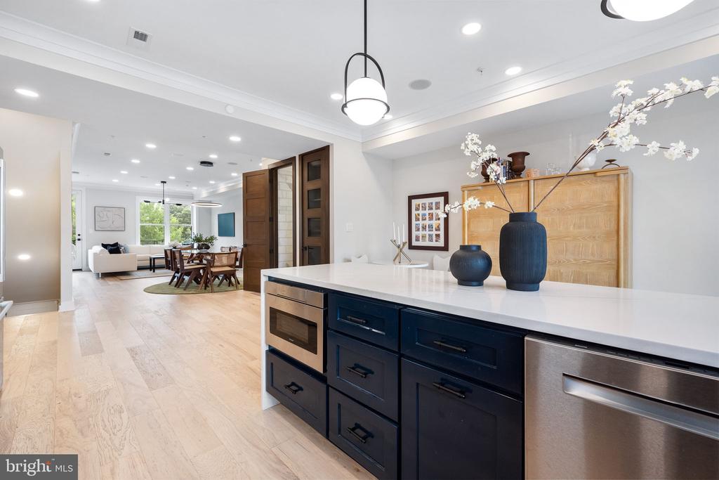 1117 MORSE STREET NE 3