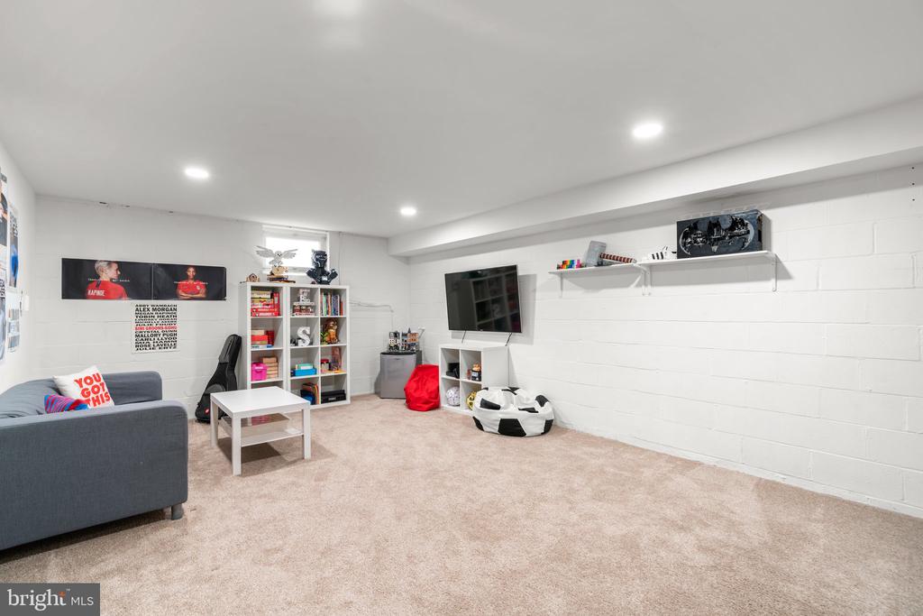 2822 Pinewick Rd