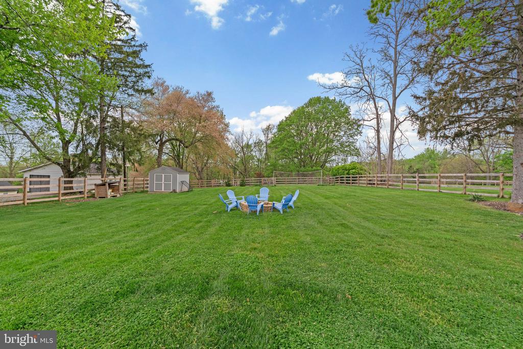 2822 Pinewick Rd