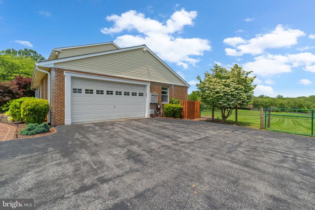 3365 Florence Rd