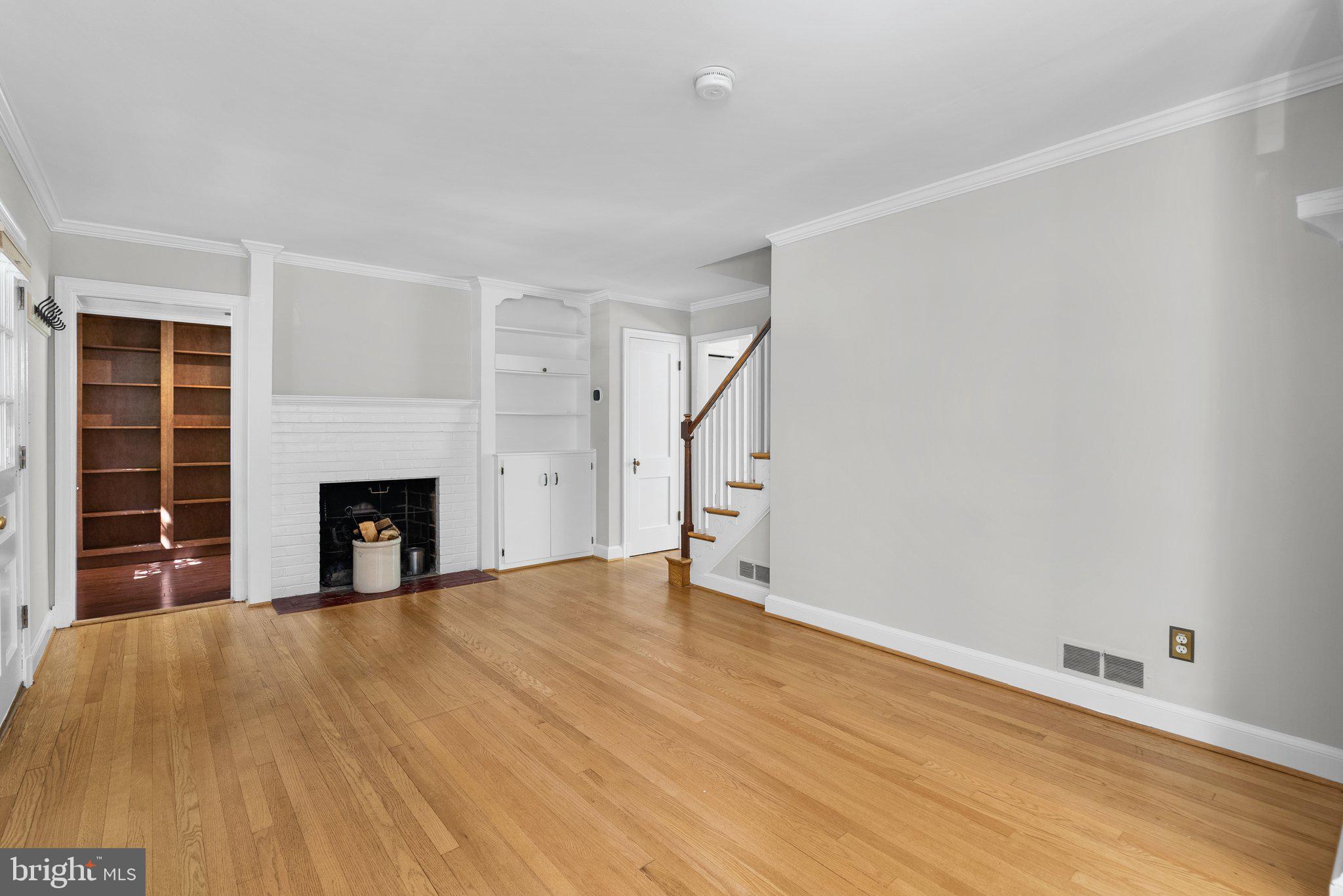 9227 LONG BRANCH PKWY