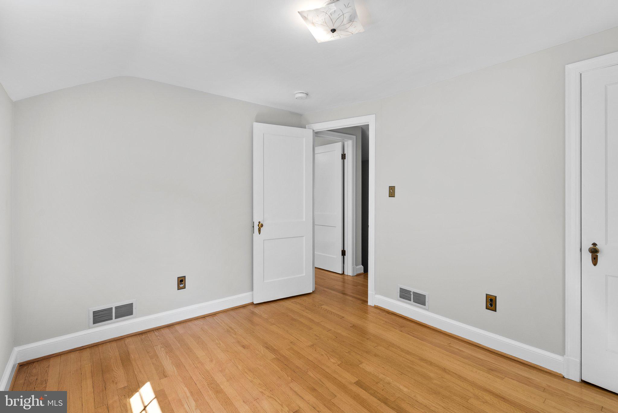 9227 LONG BRANCH PKWY
