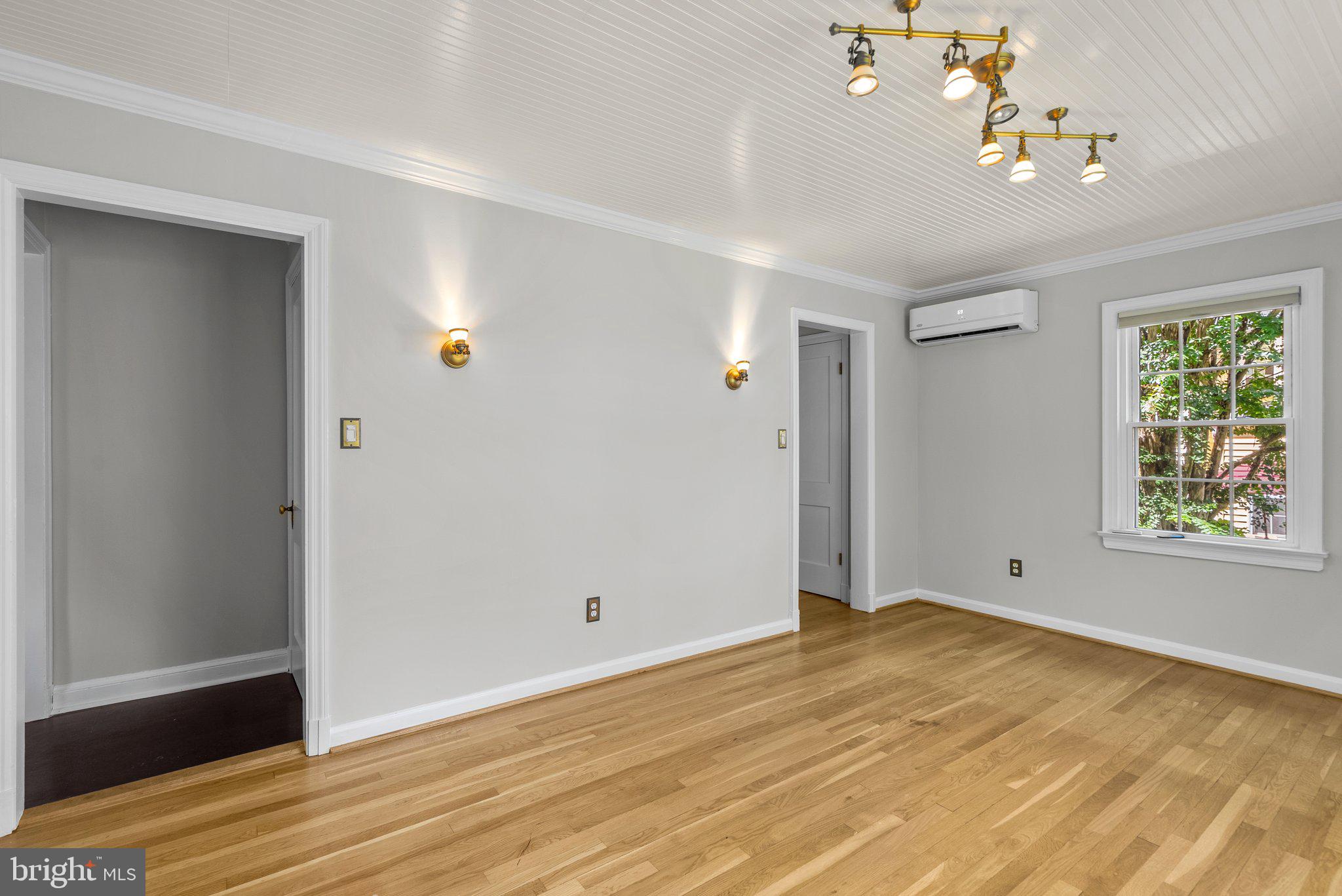 9227 LONG BRANCH PKWY