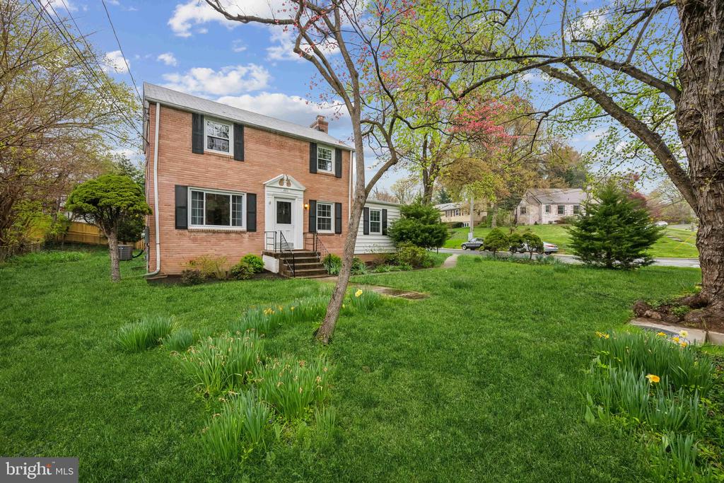 201 Franklin Ave