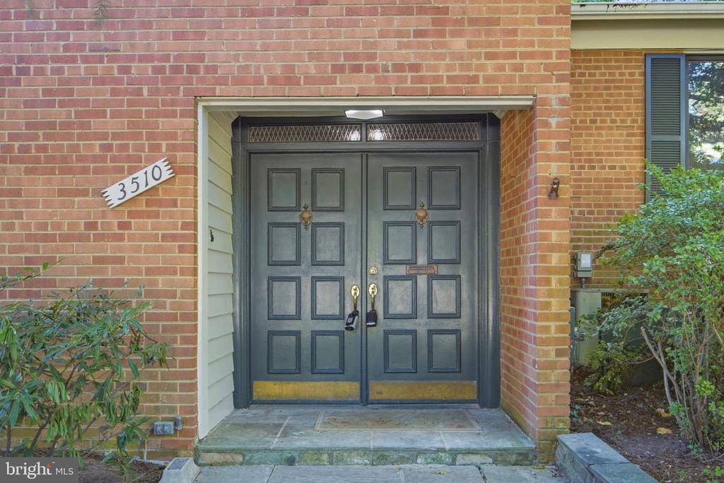 3510 FREDERICK PLACE