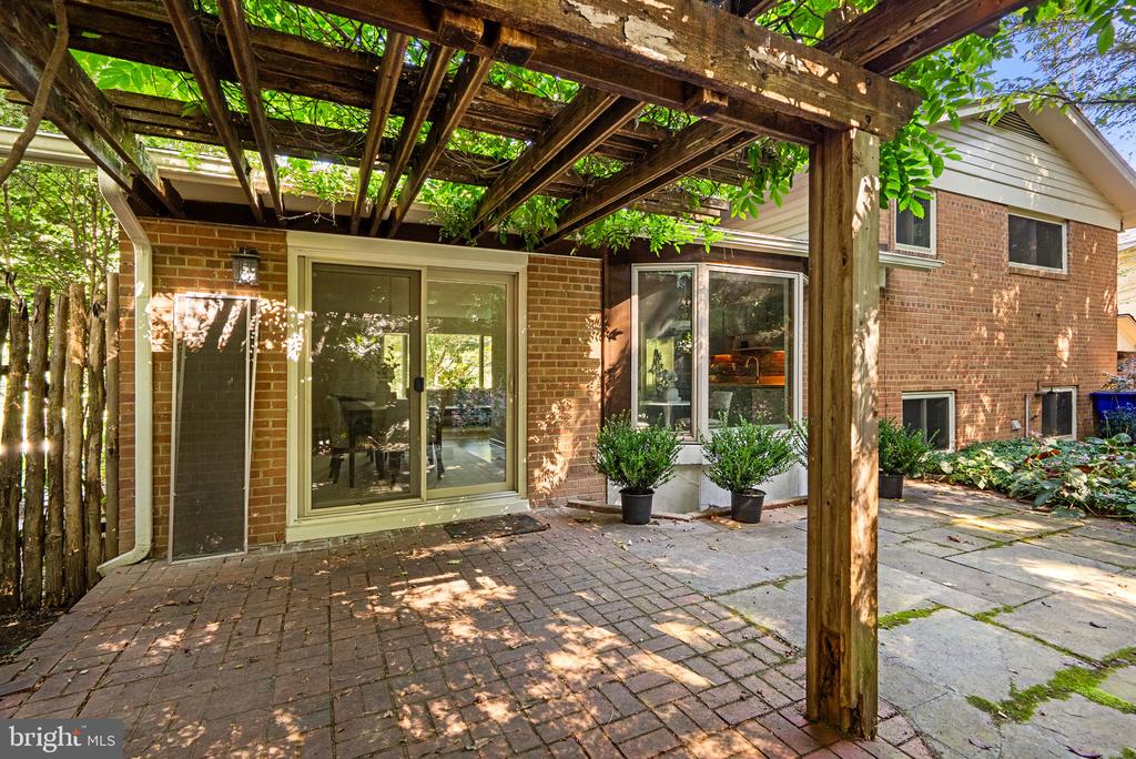3510 FREDERICK PLACE