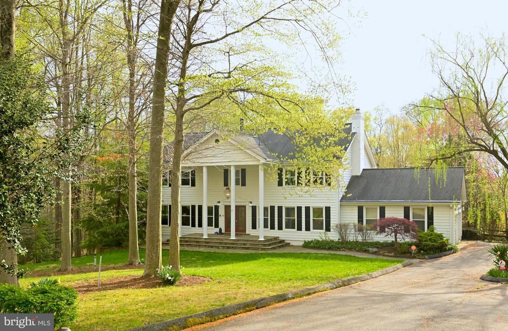 11208 TARA RD