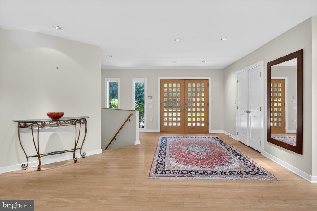 10801 BALANTRE LANE