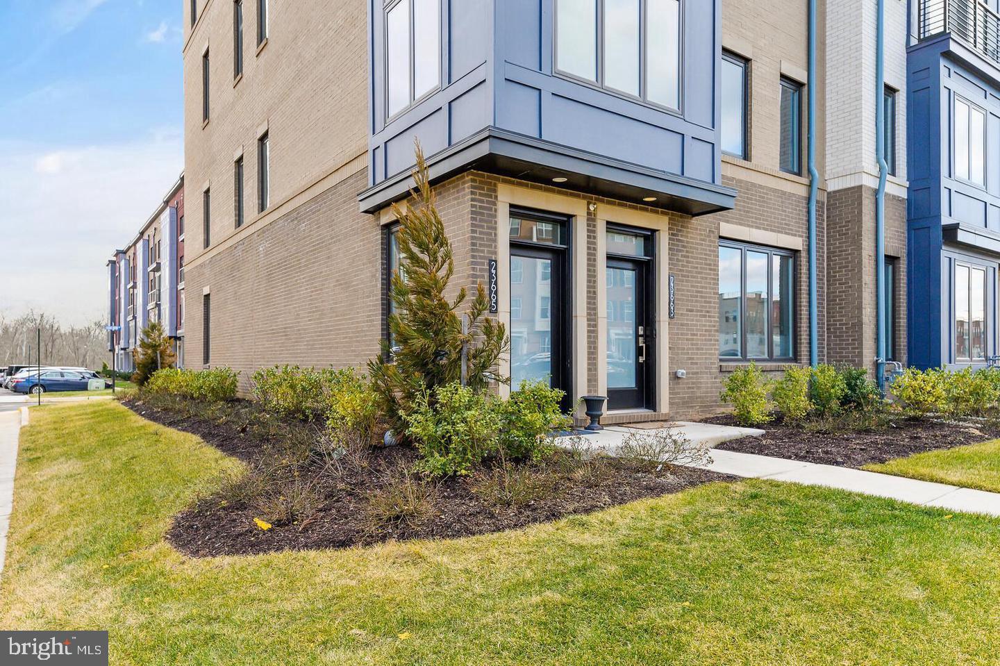 23665 HOPEWELL MANOR TER