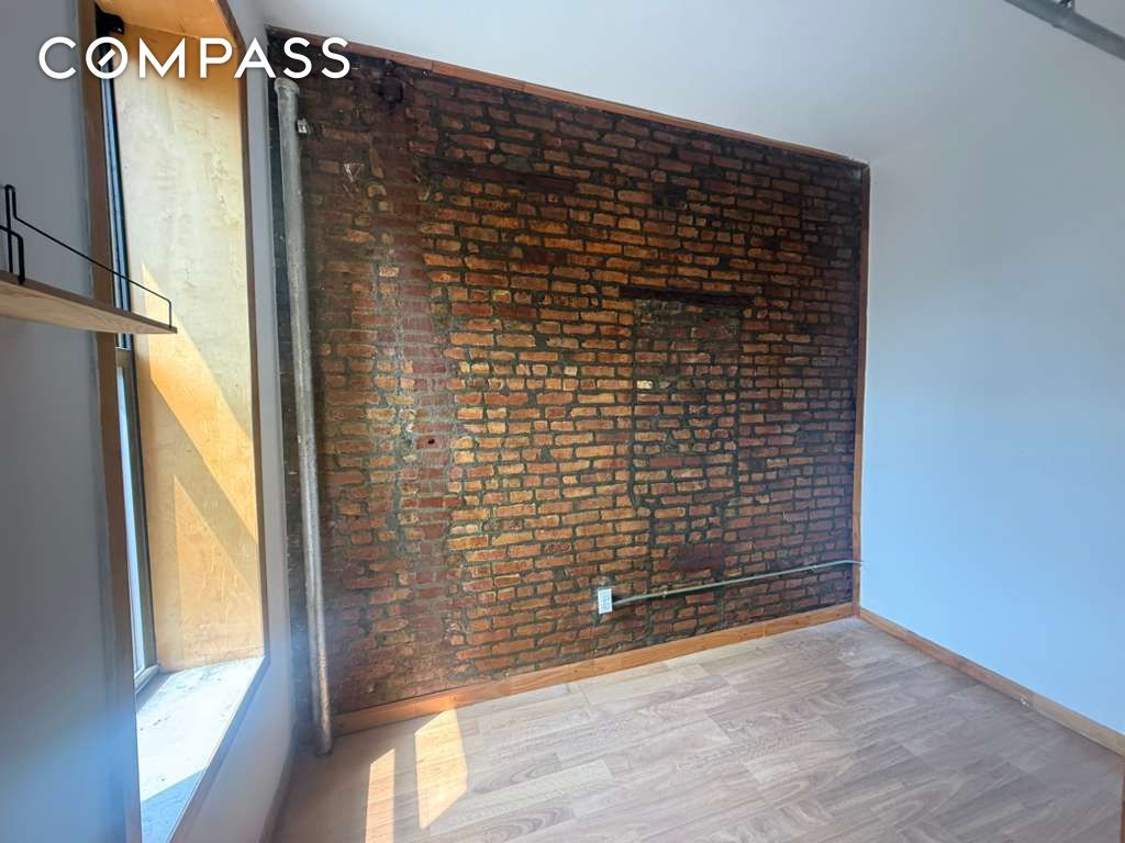 313 Van Buren Street