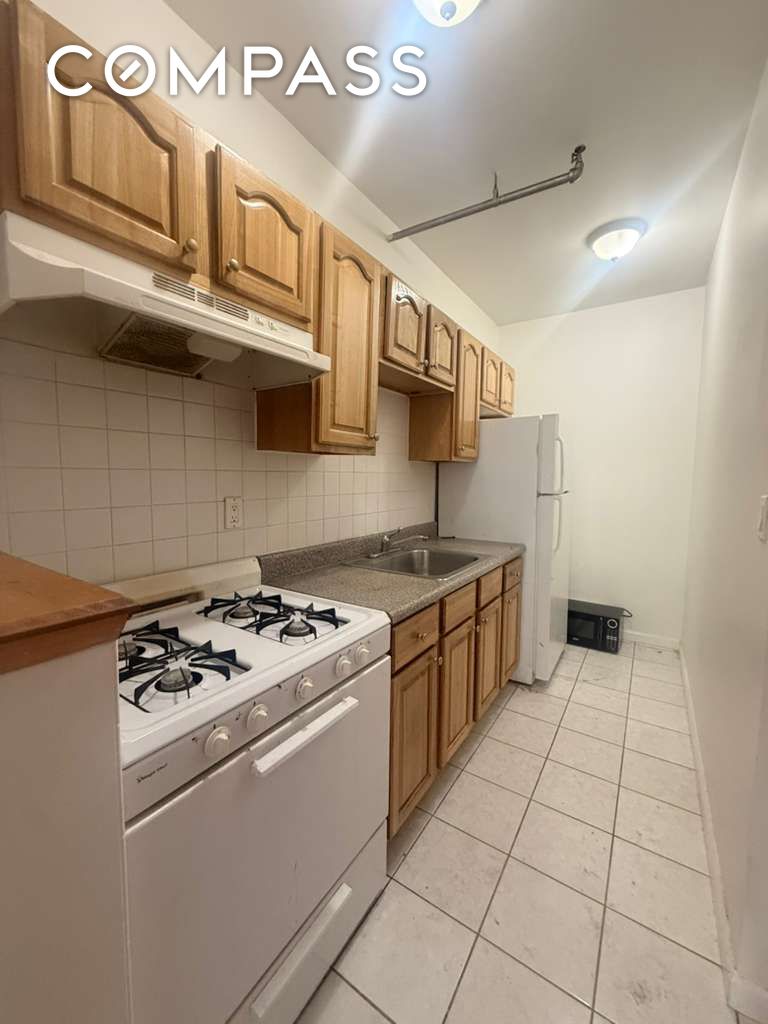 313 Van Buren Street