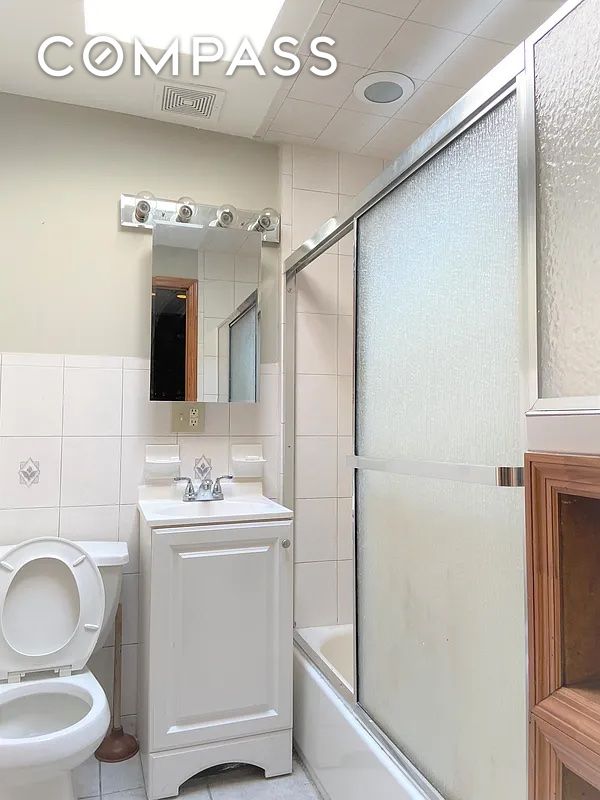 313 Van Buren Street