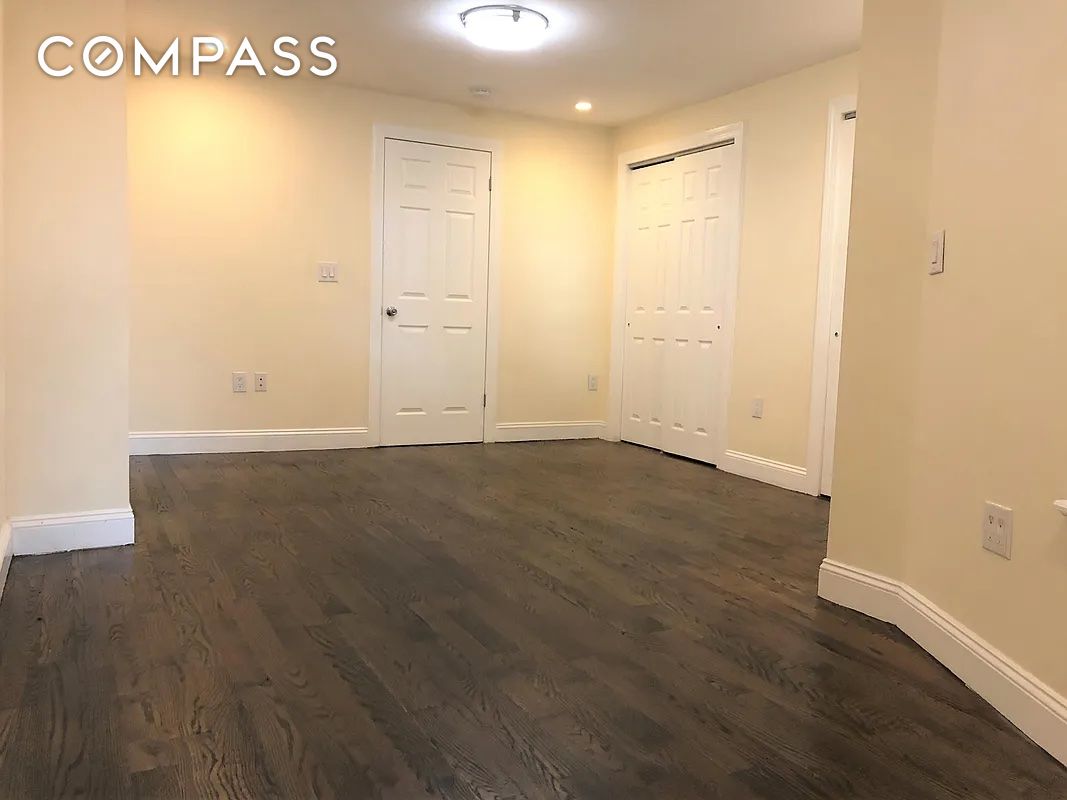 313 Van Buren Street