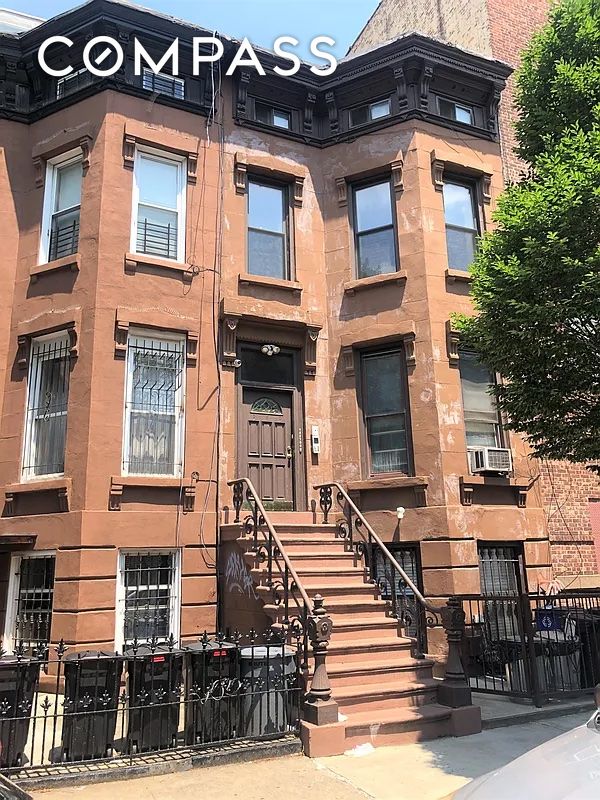 313 Van Buren Street