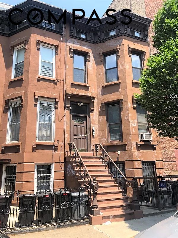 313 Van Buren Street