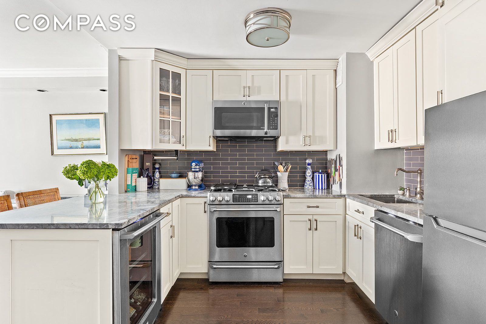 201 E 25th Street 5F