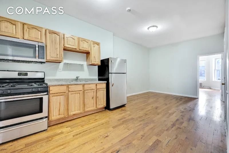 255 Covert Street TWNHSE