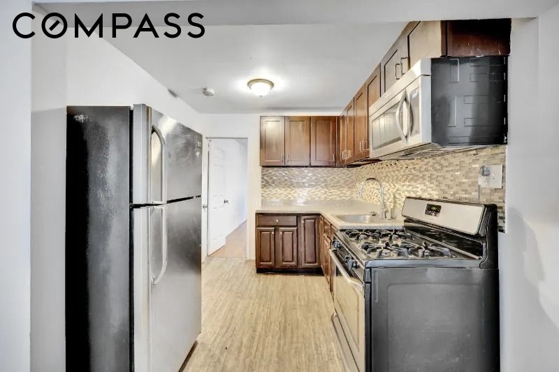 255 Covert Street TWNHSE