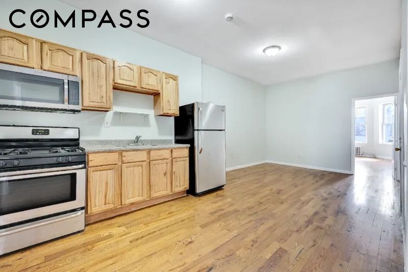 255 Covert Street TWNHSE