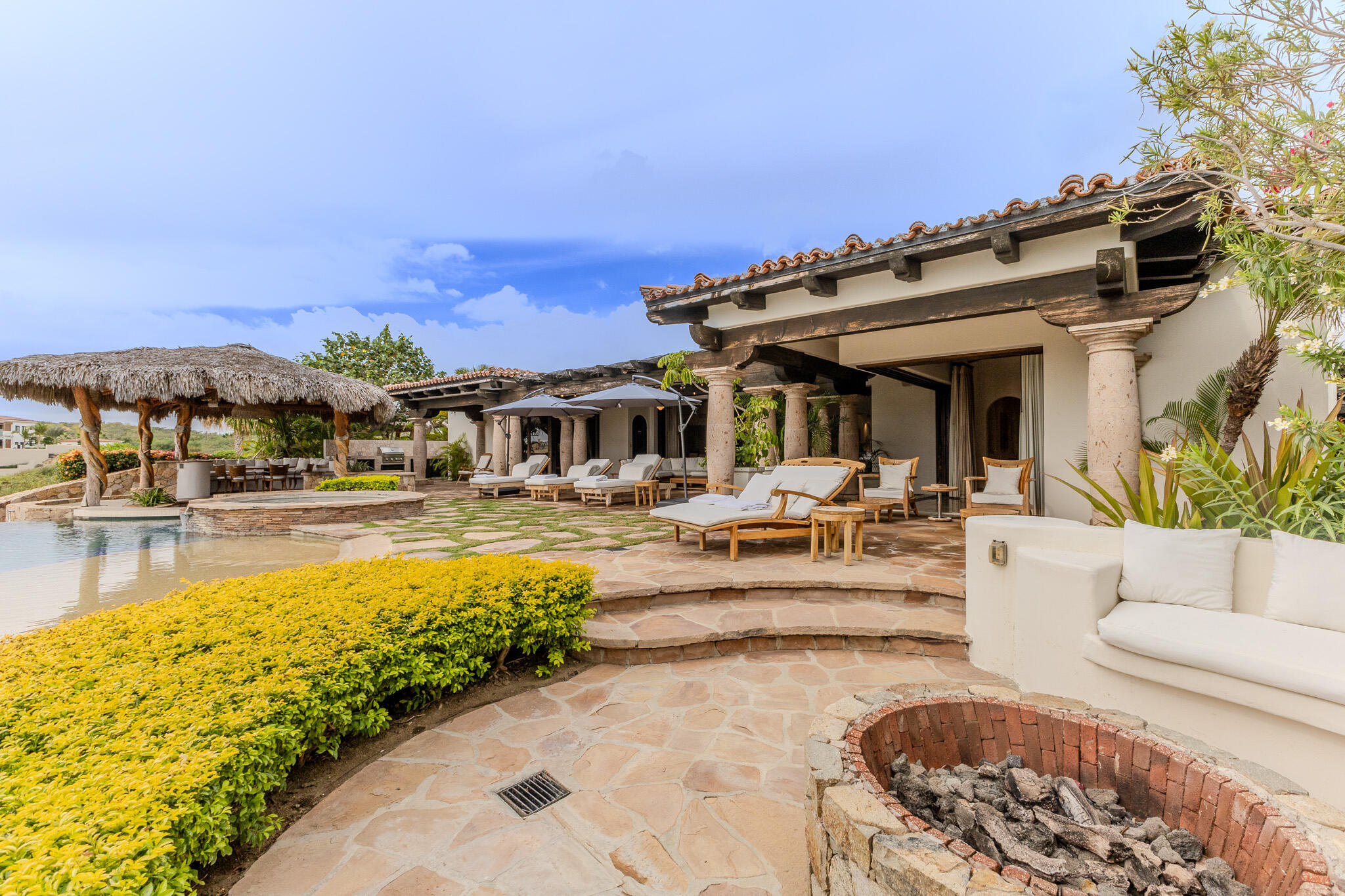 riveria, Casa Costa Cove Club