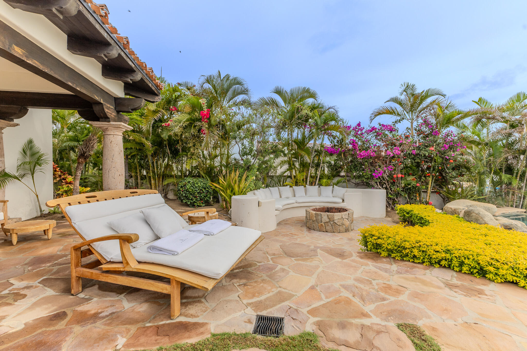 riveria, Casa Costa Cove Club