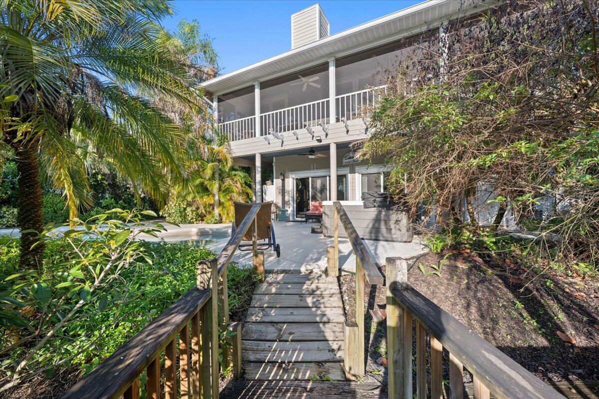 3098 SW Cedar Trail