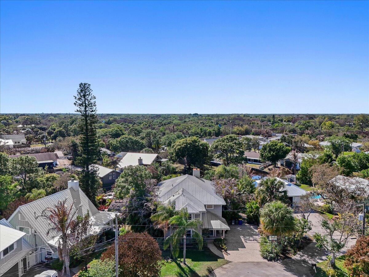 3098 SW Cedar Trail