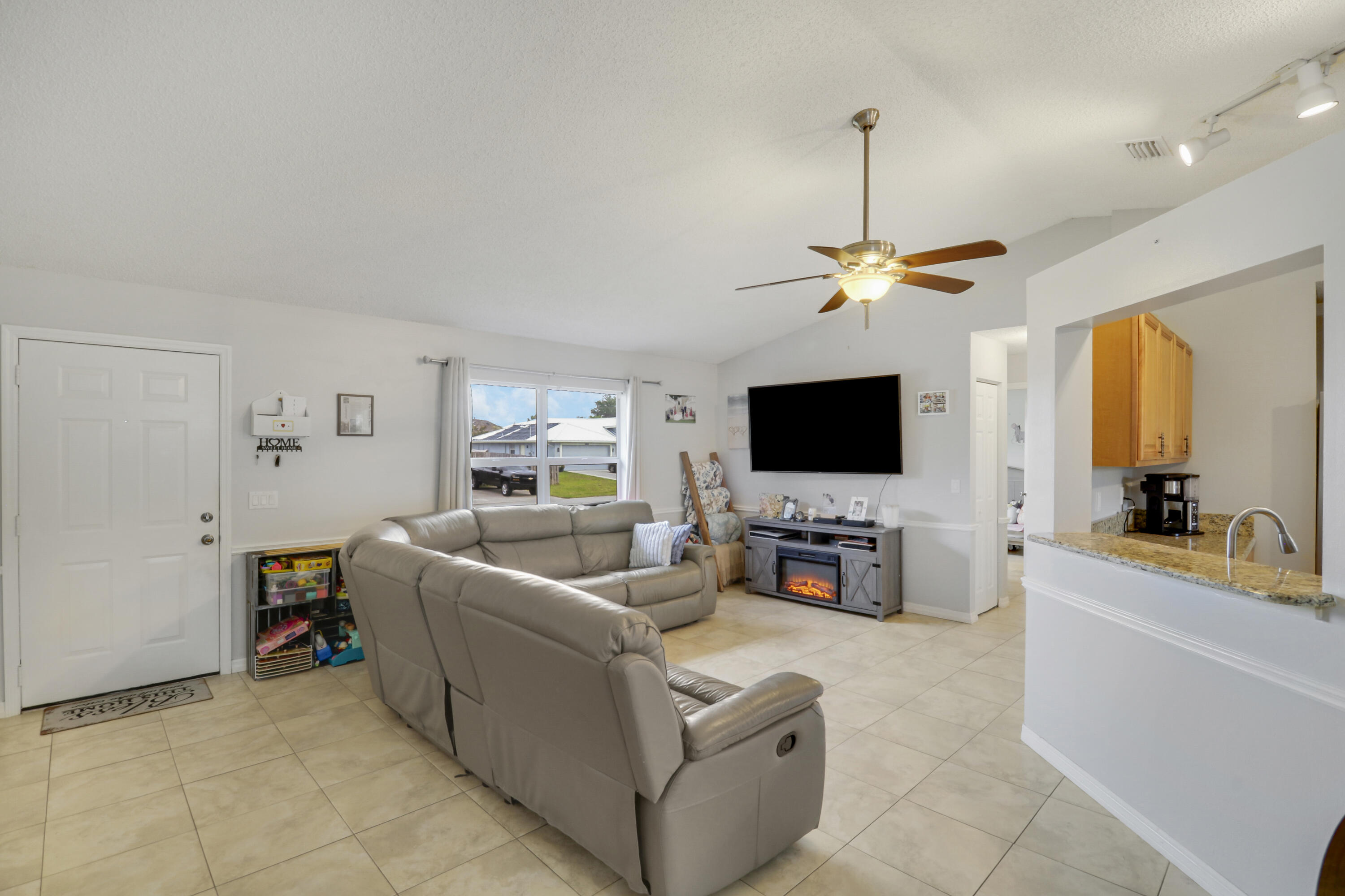 4453 SW Bradbury Street, Port St. Lucie