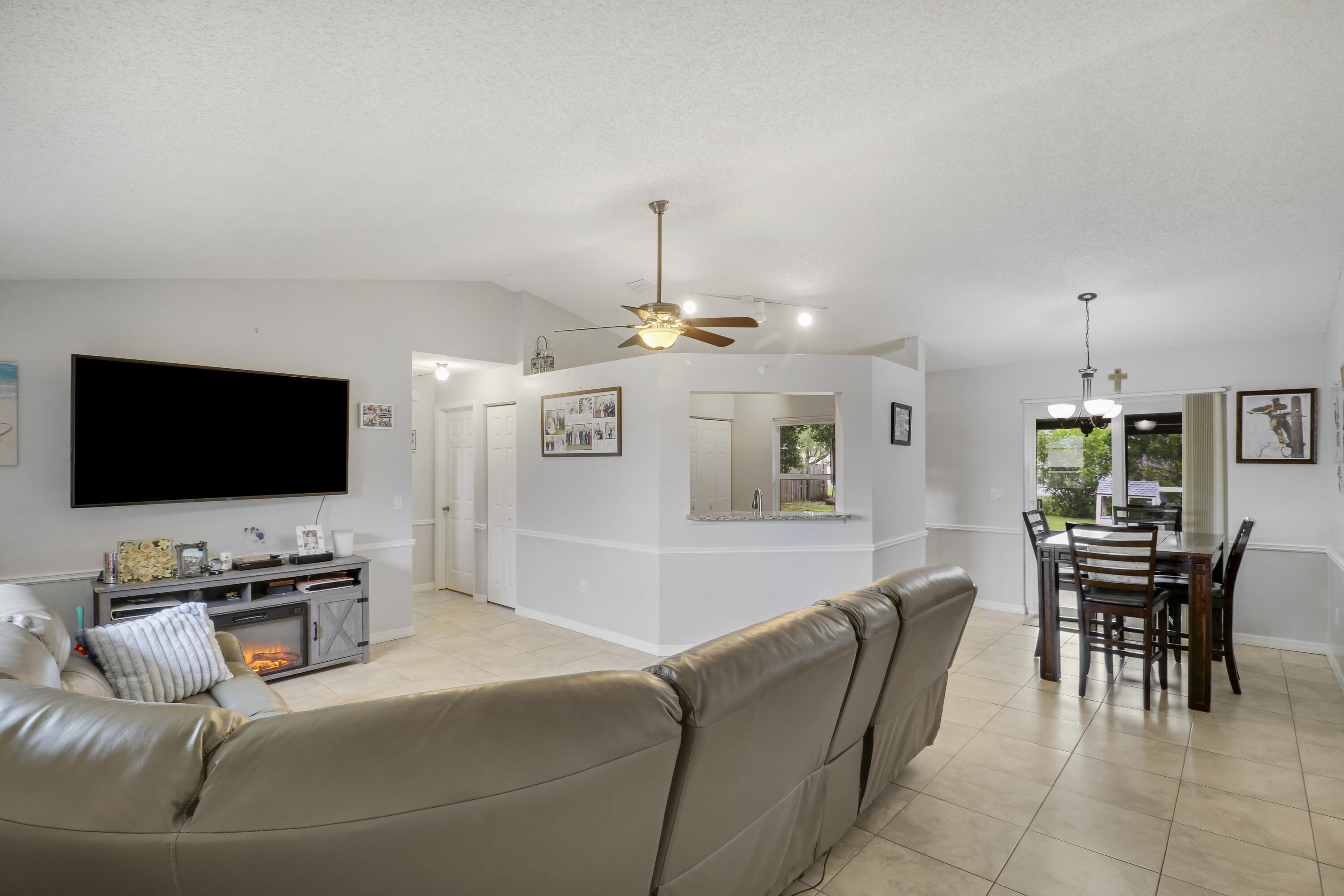 4453 SW Bradbury Street, Port St. Lucie