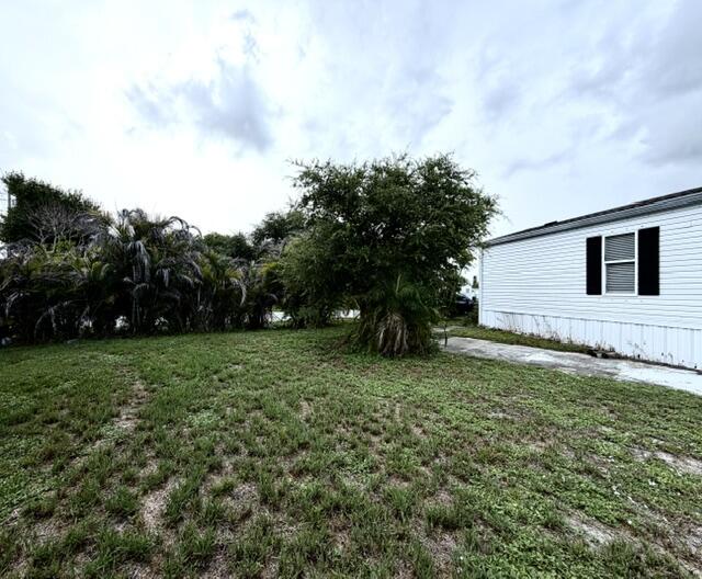 8423 SE Sandy Lane