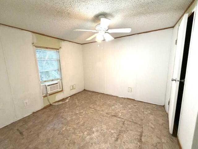 8423 SE Sandy Lane