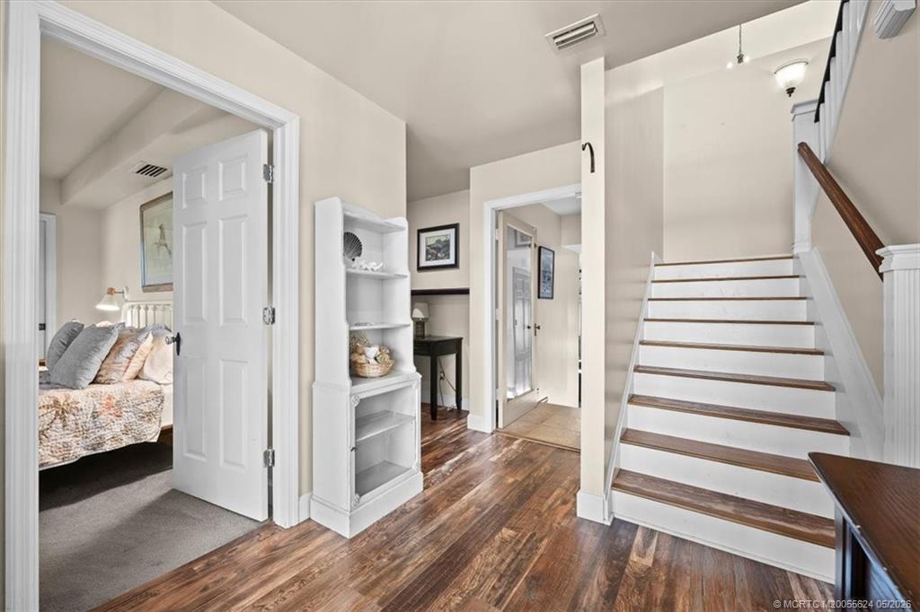3098 SW Cedar Trail