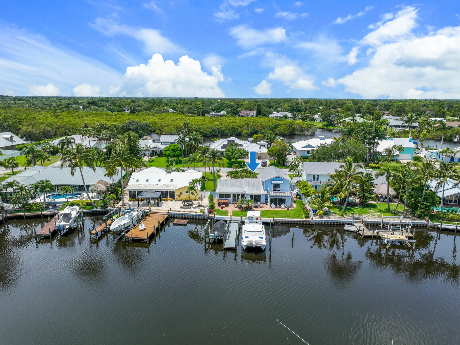 701 SW Pine Tree Lane, Palm City