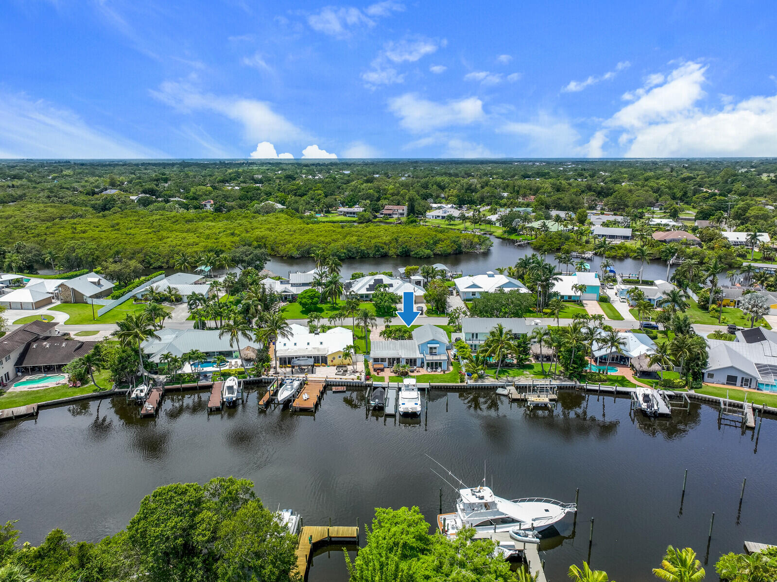 701 SW Pine Tree Lane, Palm City