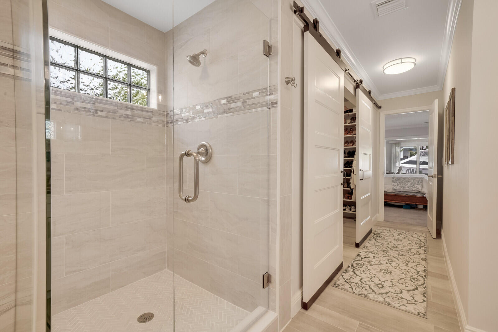 701 SW Pine Tree Lane, Palm City