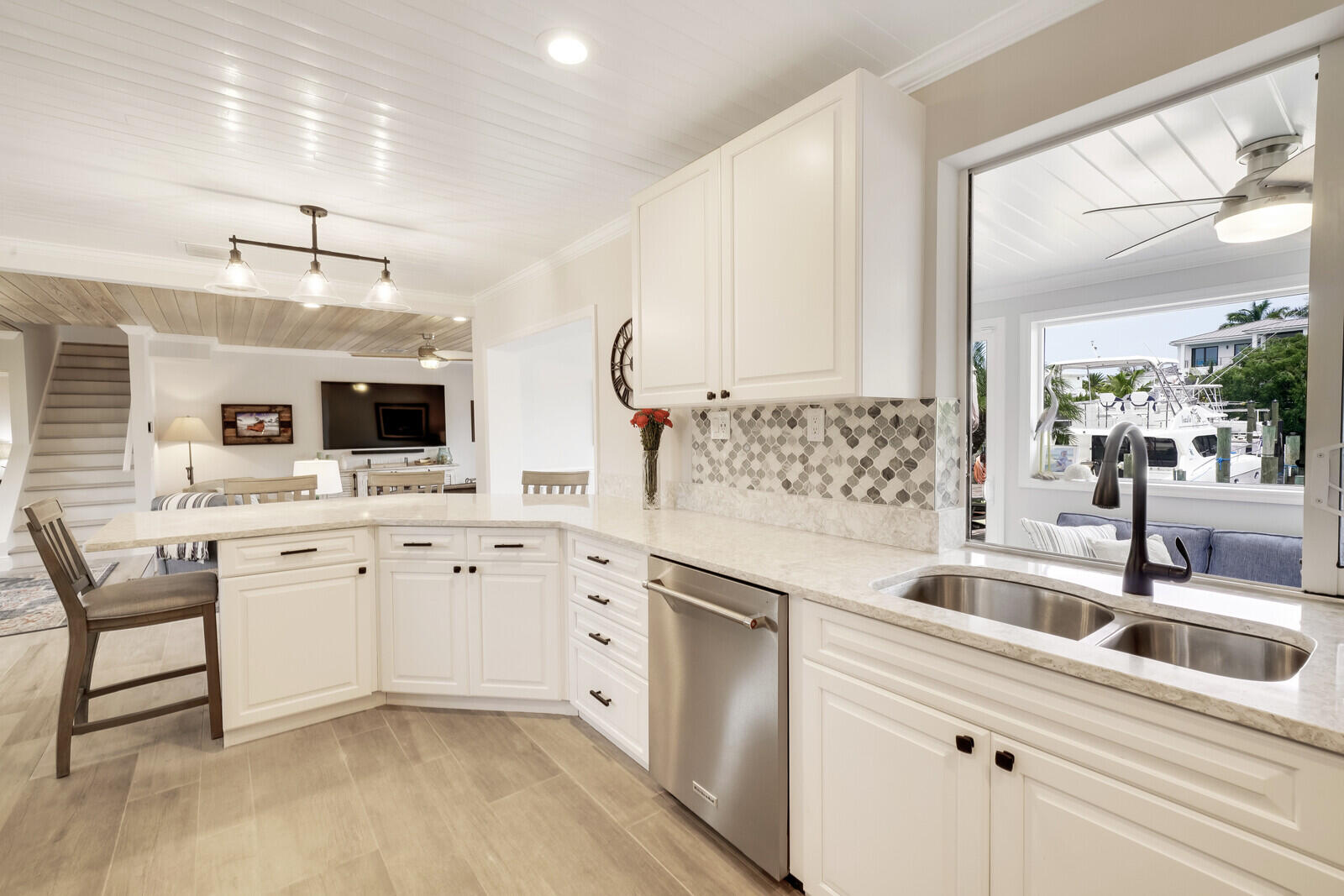 701 SW Pine Tree Lane, Palm City