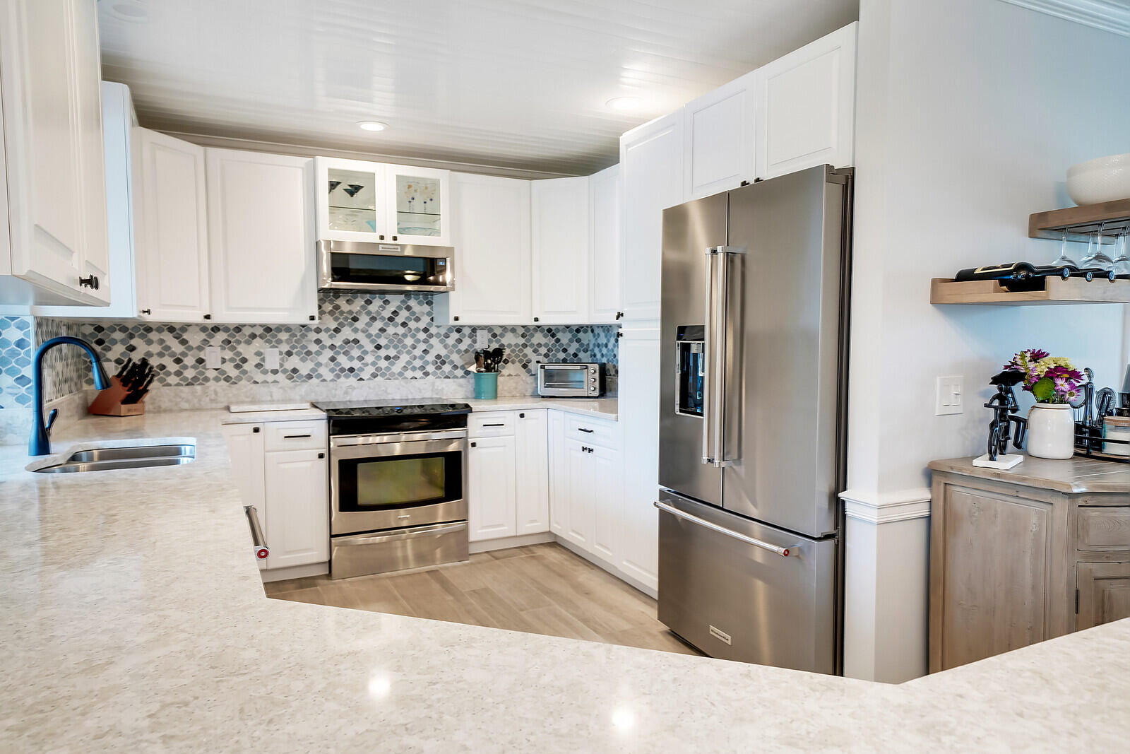 701 SW Pine Tree Lane, Palm City