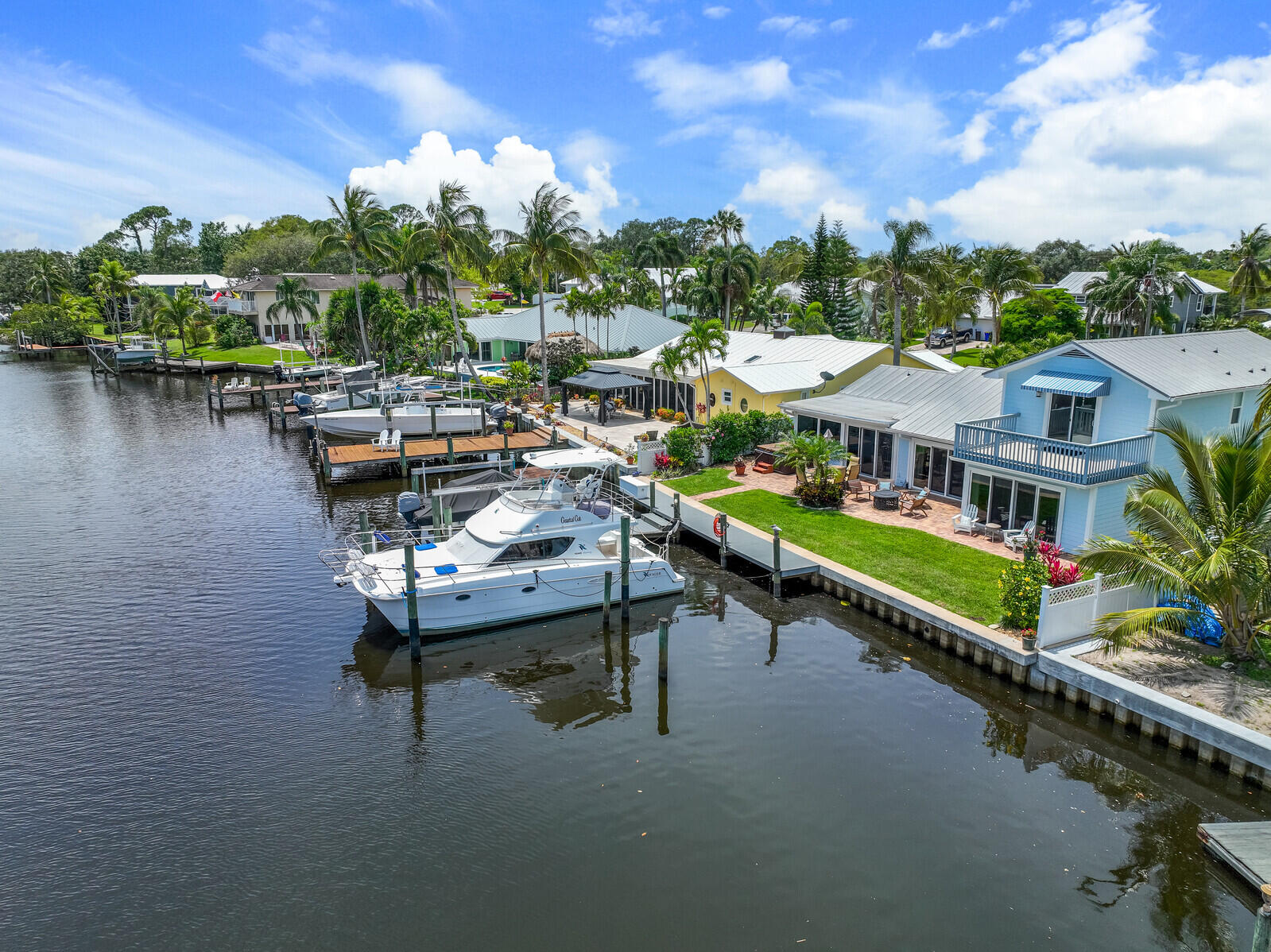 701 SW Pine Tree Lane, Palm City