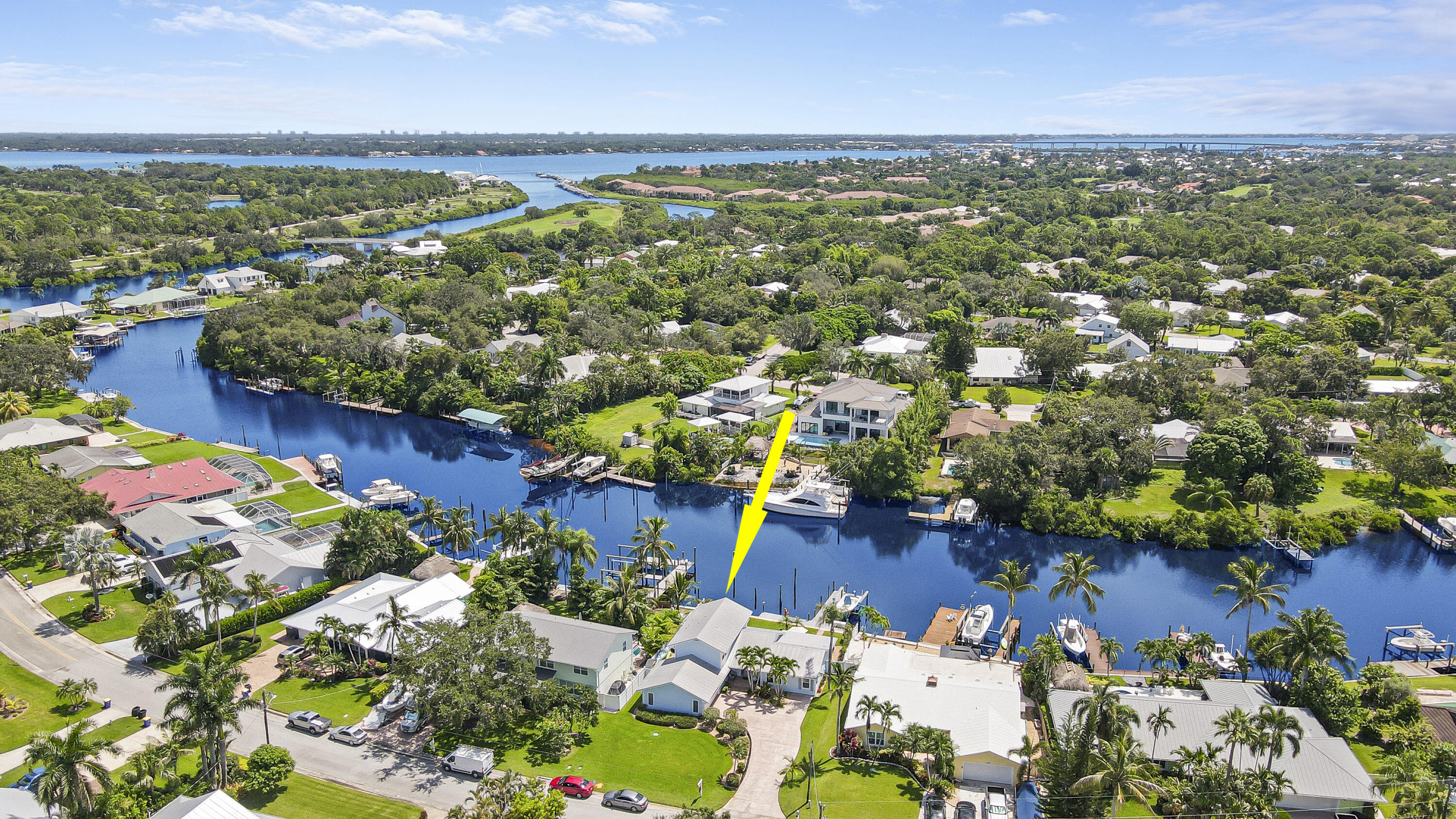 701 SW Pine Tree Lane, Palm City